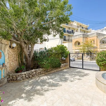 Spacious 4br With Private Pool, Parking & Bbq By 360 Estates