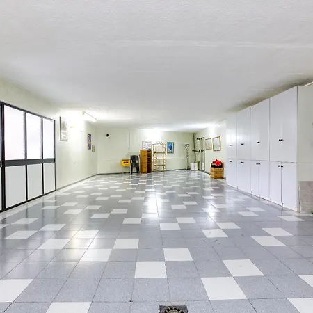 Spacious 4br With Private Pool, Parking & Bbq By 360 Estates 아타드