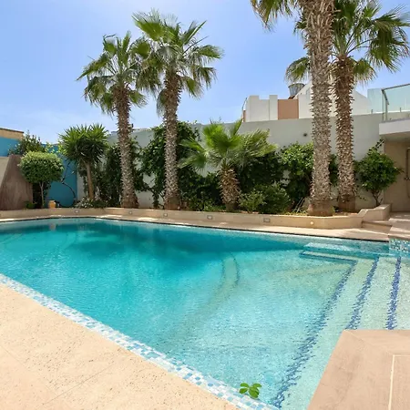 Spacious 4br With Private Pool, Parking & Bbq By 360 Estates Villa Attard