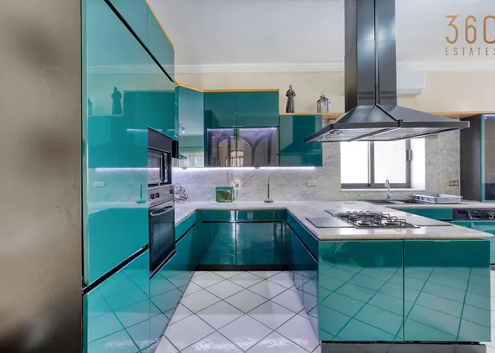 Villa Spacious 4br With Private Pool, Parking & Bbq By 360 Estates