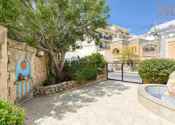 Spacious 4br With Private Pool, Parking & Bbq By 360 Estates