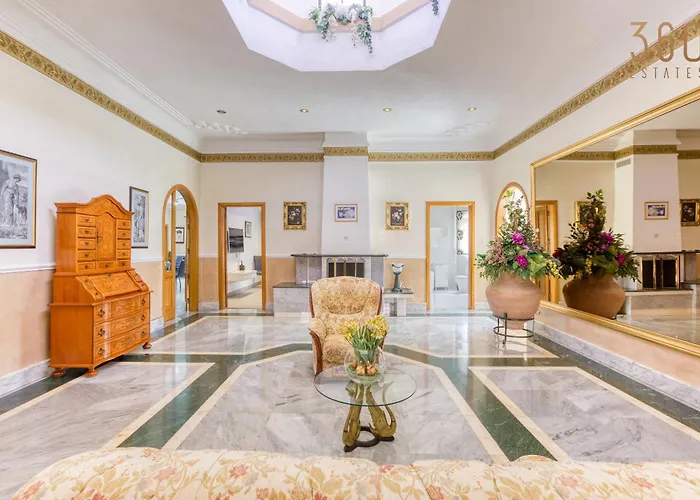 Spacious 4br With Private Pool, Parking & Bbq By 360 Estates