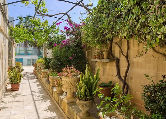 Spacious 4br With Private Pool, Parking & Bbq By 360 Estates Villa *