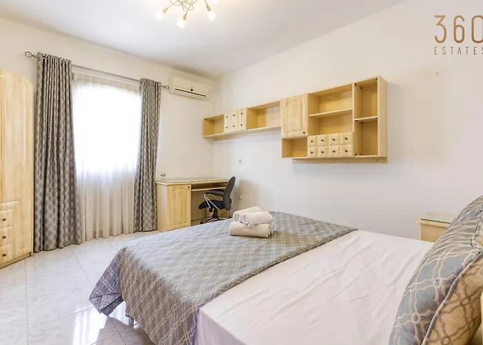 Spacious 4br With Private Pool, Parking & Bbq By 360 Estates Villa *